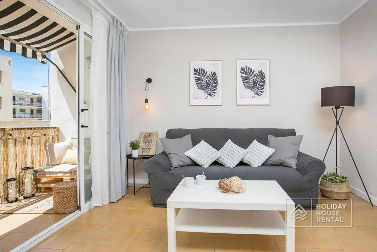 Cosy 3-Bedroom Apartment For 6-8 People Just 50M From The Beach Salou Extérieur photo