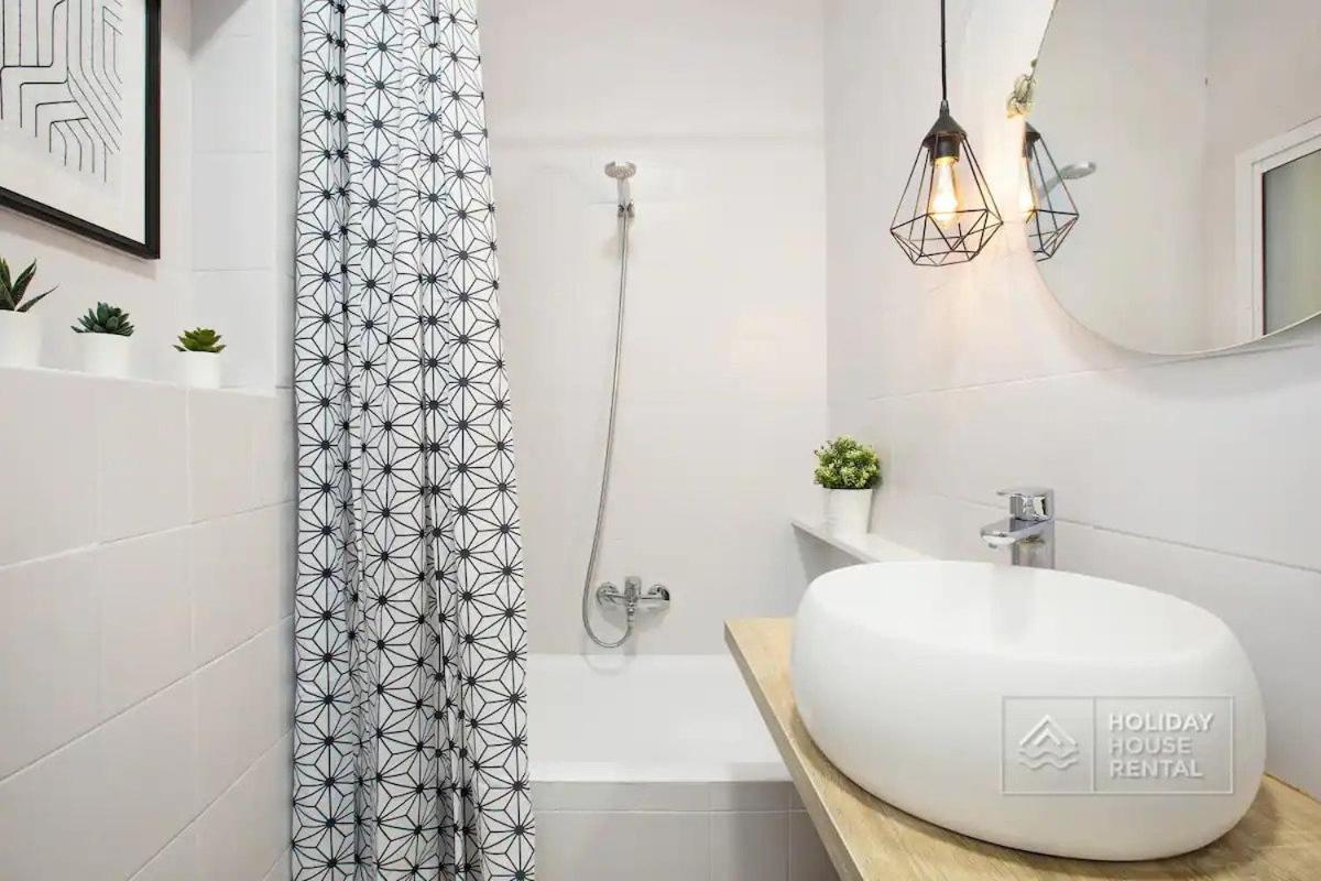 Cosy 3-Bedroom Apartment For 6-8 People Just 50M From The Beach Salou Extérieur photo